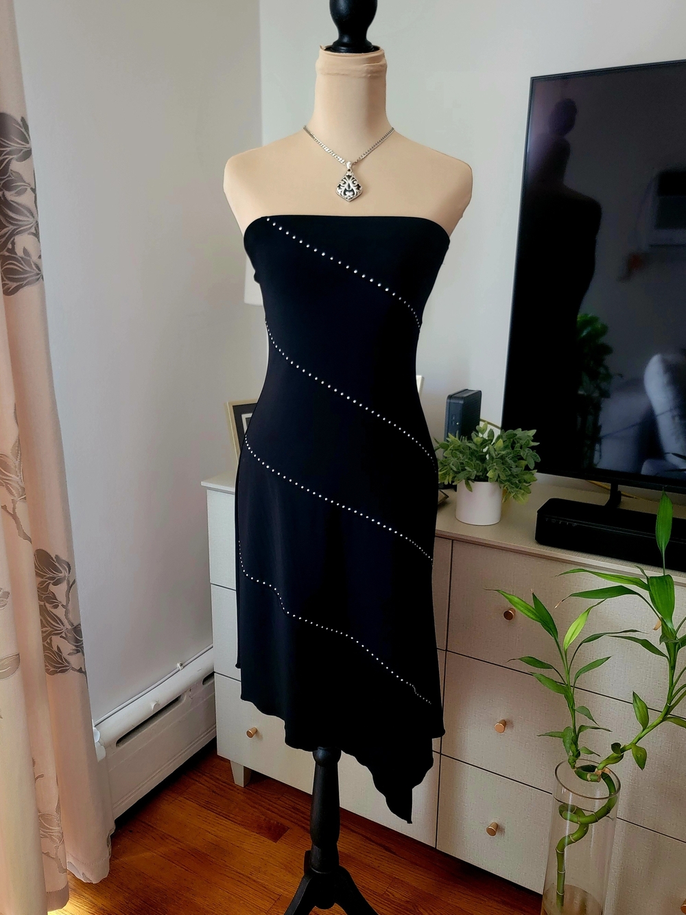 VTG Wet Seal Y2K Black Strapless Asymmetric Rhinestone Stud Dress M